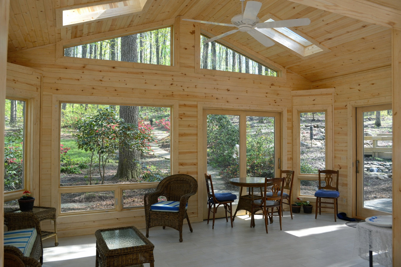 Sunroom contractor services in Boca Raton, FL